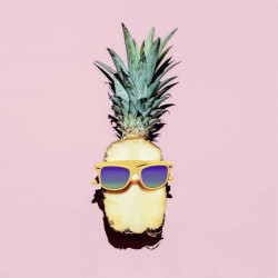 TÊTE D'ANANAS