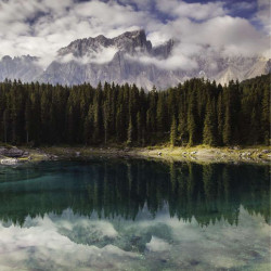 Póster EL LAGO DE CAREZZA